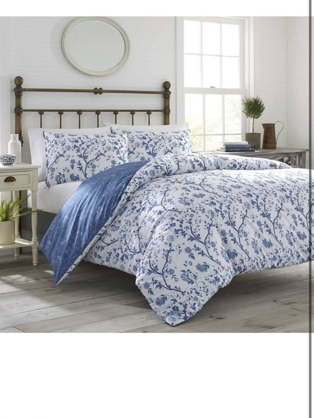 Laura Ashley Home - Twin Duvet Cover Set, Reversible Cotton Bedding